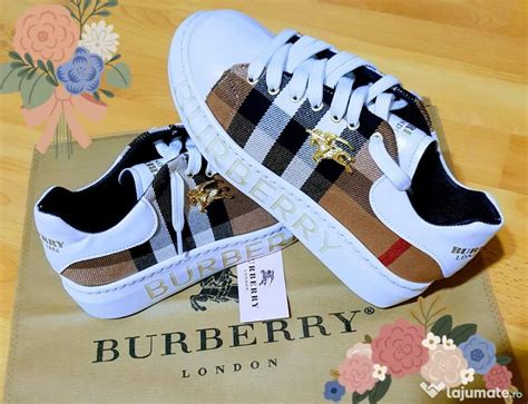 burberry adidasi